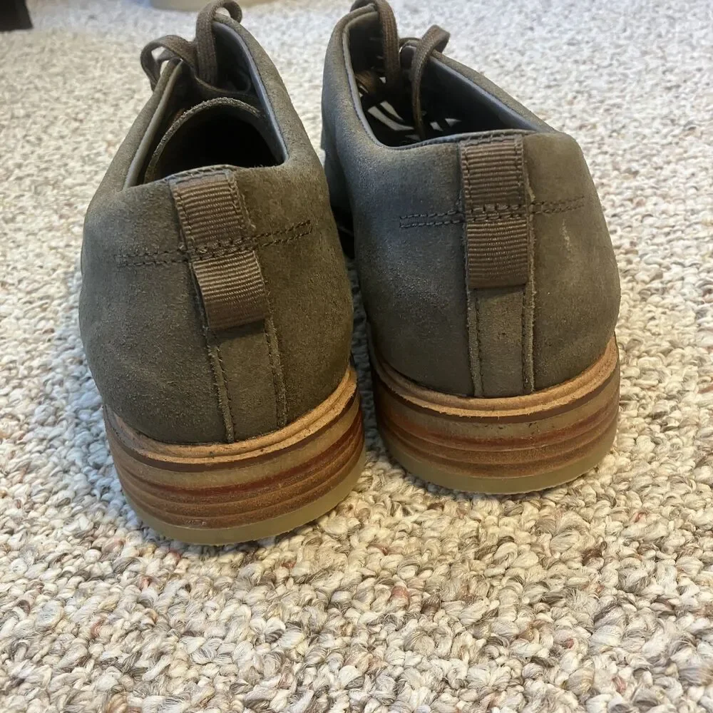 Clarks Mens Lace Up Shoes Size 12 M Gray Suede Oxford Work Office Comfort Classy